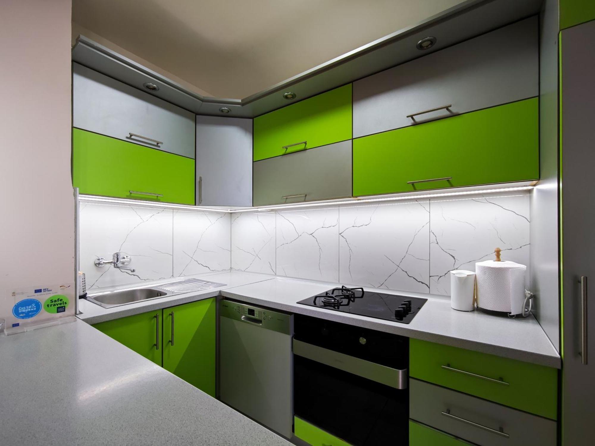 Apartman Julija Долни Милановац Екстериор снимка