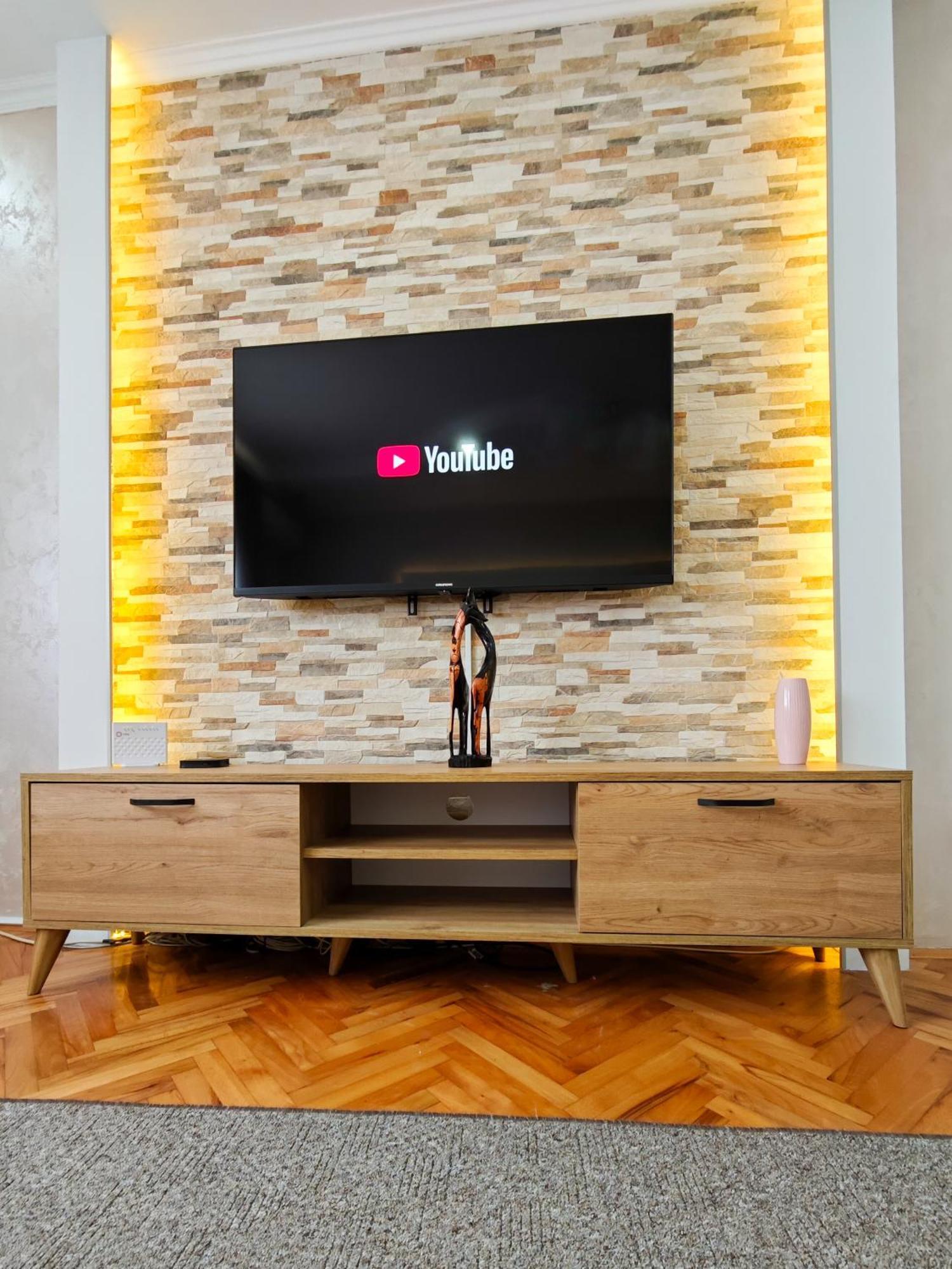 Apartman Julija Долни Милановац Екстериор снимка